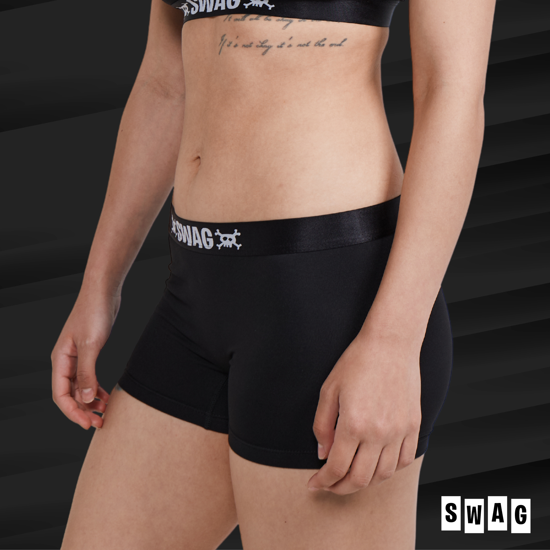 Blackout Unbasic Boy Short